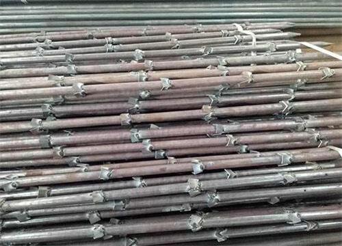 双滦隧道钢花管